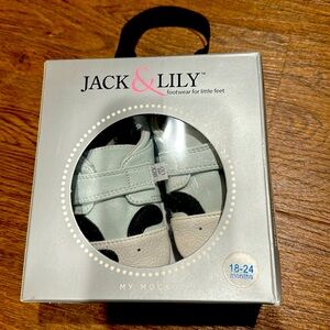 Jack & lily leather light blue my Mocs puppy shoes size 18-24m